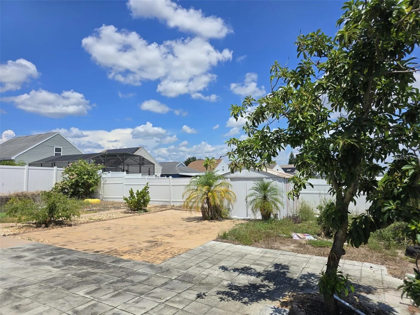 212 ECKERD ST