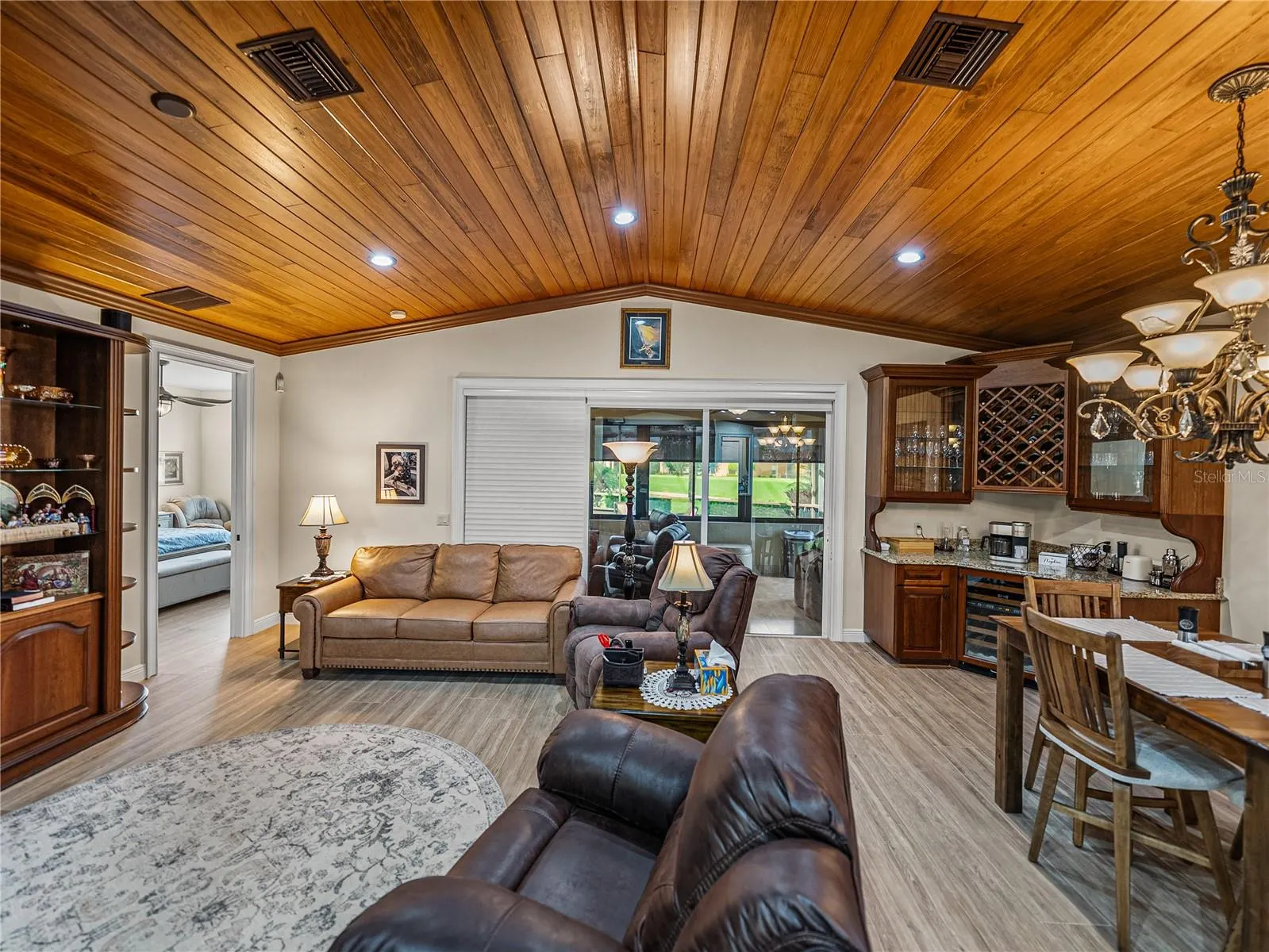 4276 DUNMORE DR