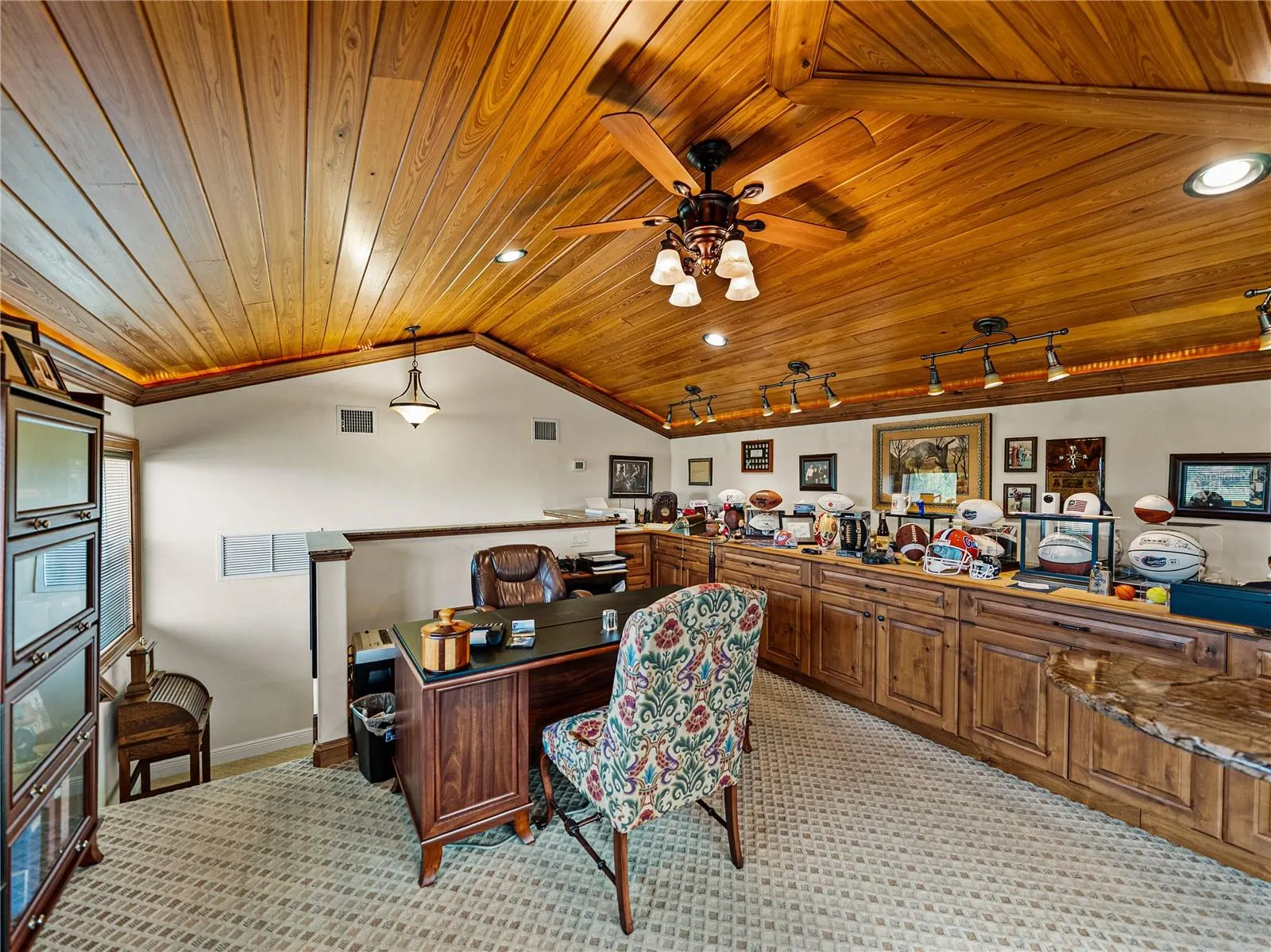 4276 DUNMORE DR