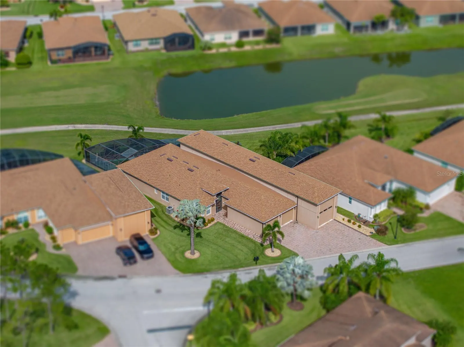 4276 DUNMORE DR