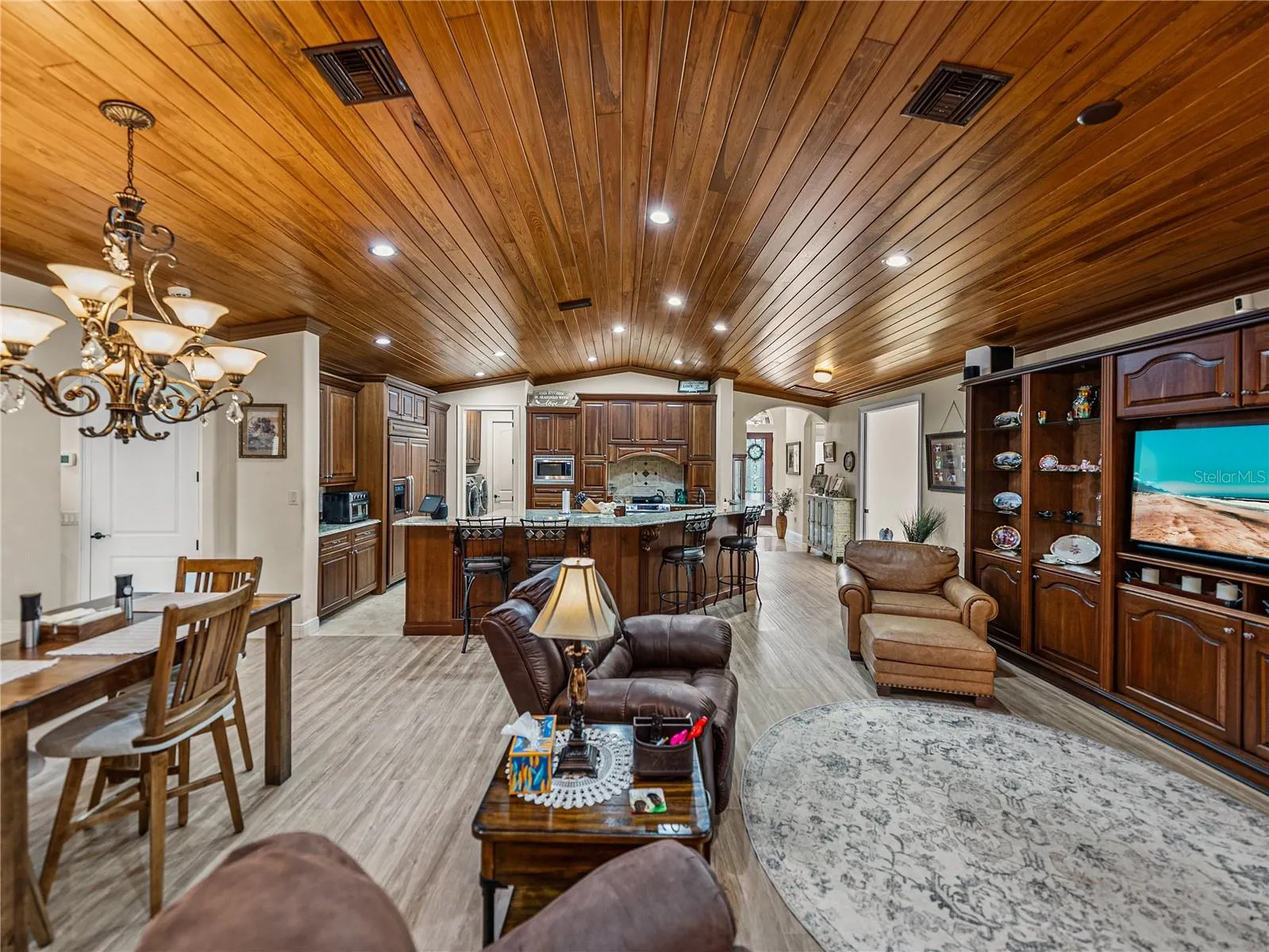 4276 DUNMORE DR