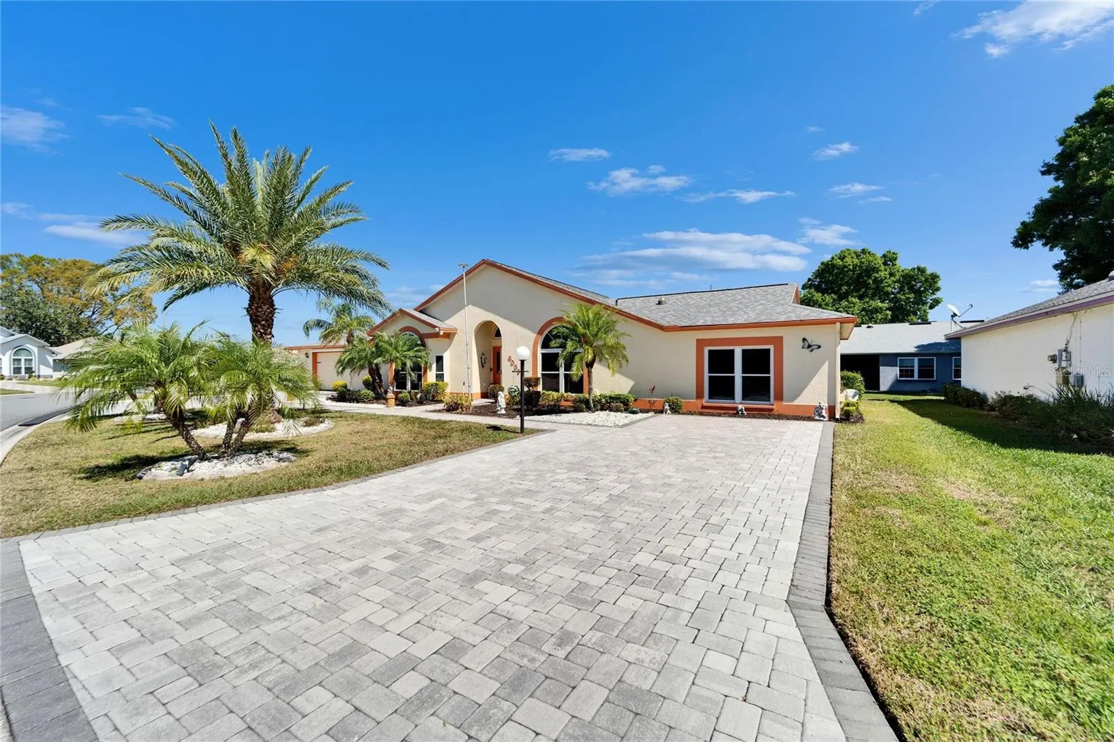 6059 CONDOR DR
