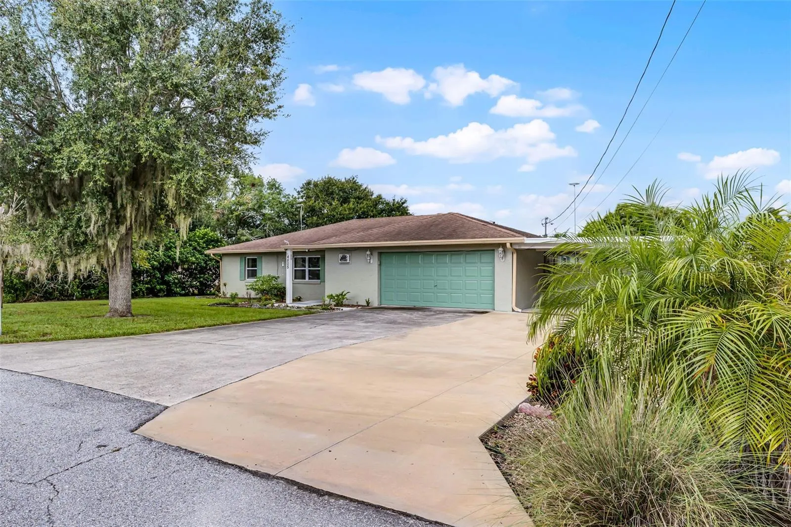 4805 OAK ACRES DR