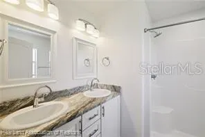 200 CLOVERLEAF RD