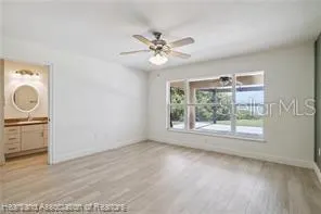 200 CLOVERLEAF RD