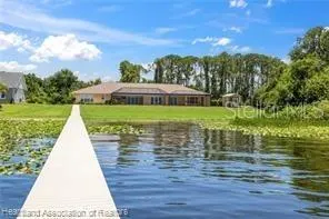 200 CLOVERLEAF RD