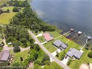 200 CLOVERLEAF RD