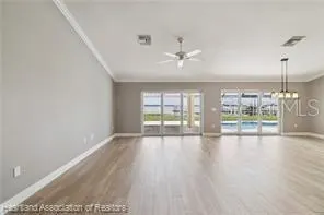 200 CLOVERLEAF RD