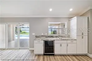 200 CLOVERLEAF RD