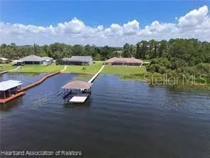 200 CLOVERLEAF RD