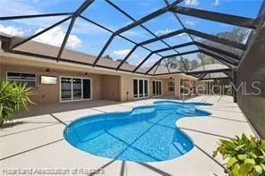 200 CLOVERLEAF RD