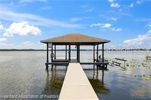 200 CLOVERLEAF RD