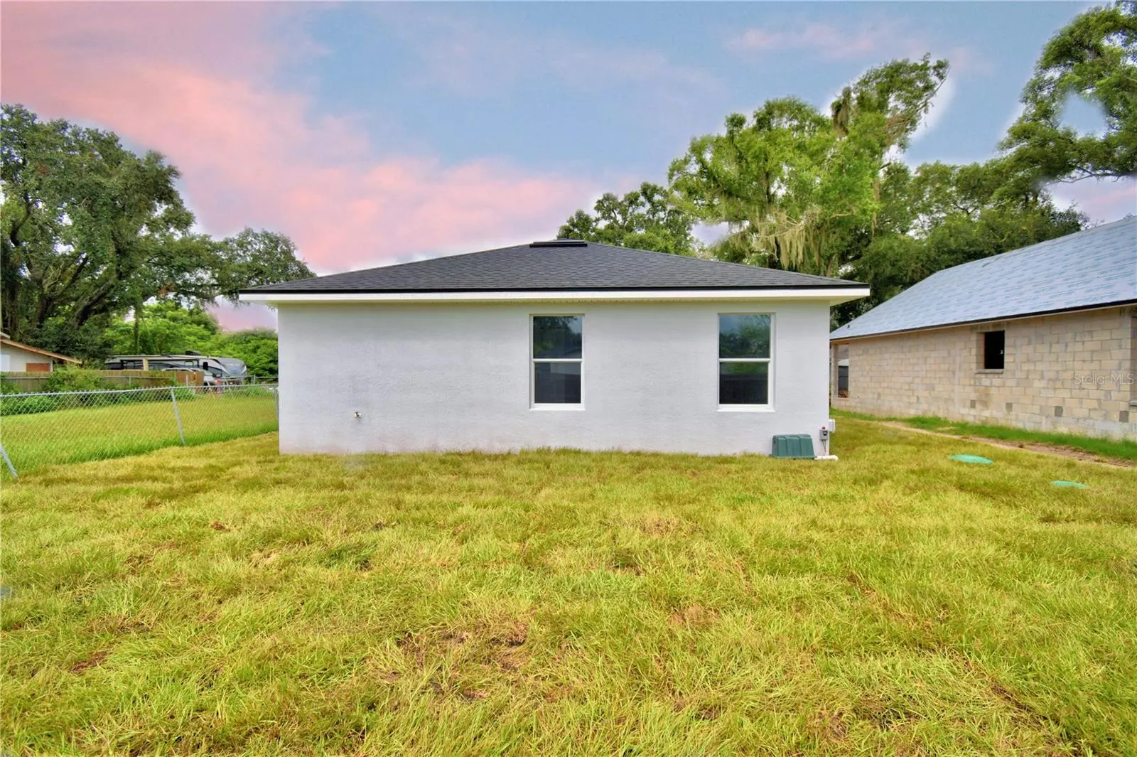5440 SIMMONS RD