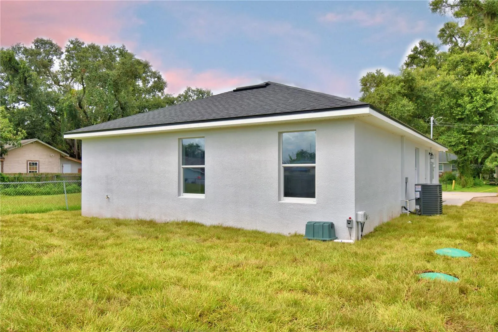 5440 SIMMONS RD
