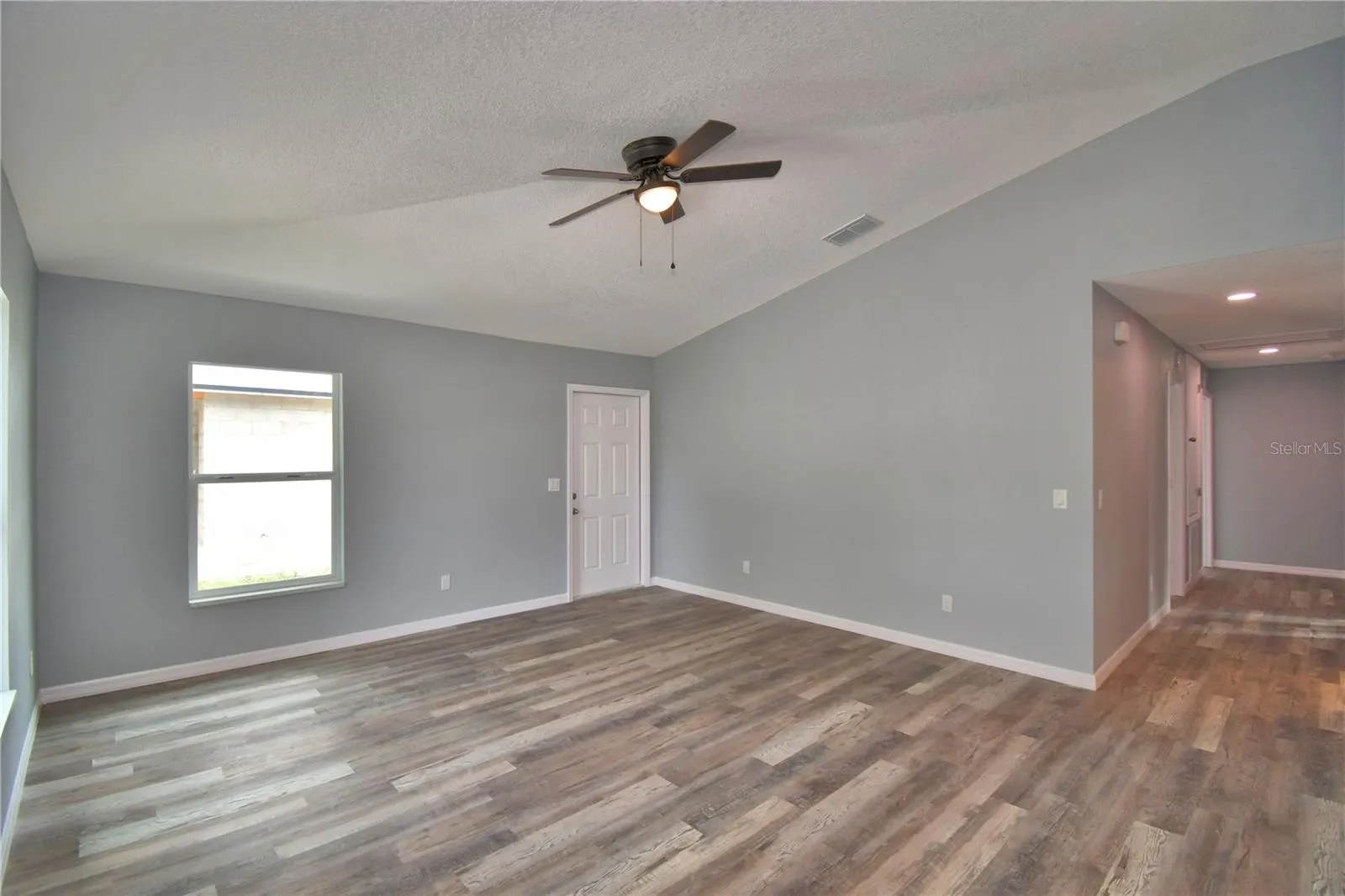 5440 SIMMONS RD
