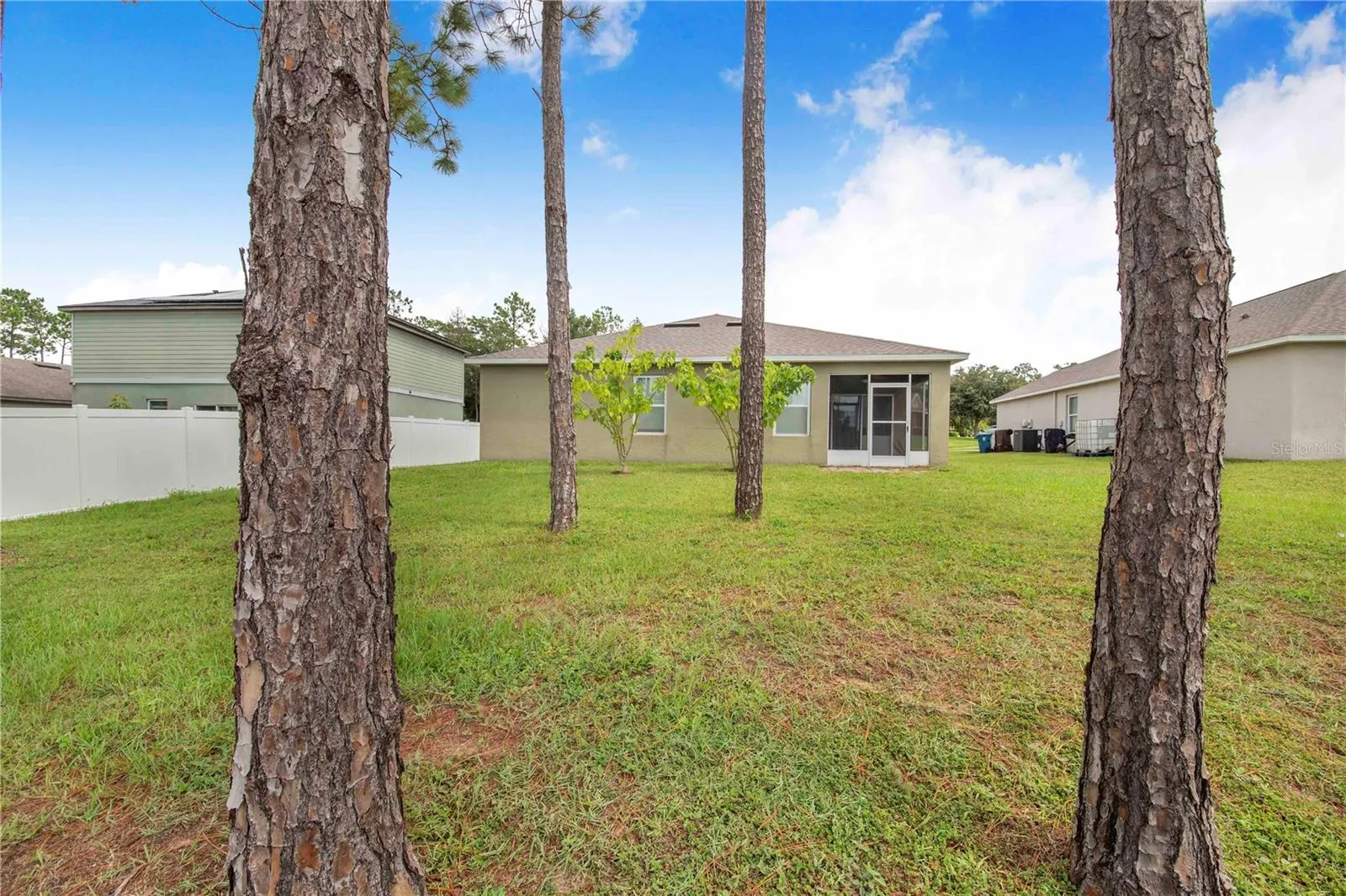 937 MARCI DR
