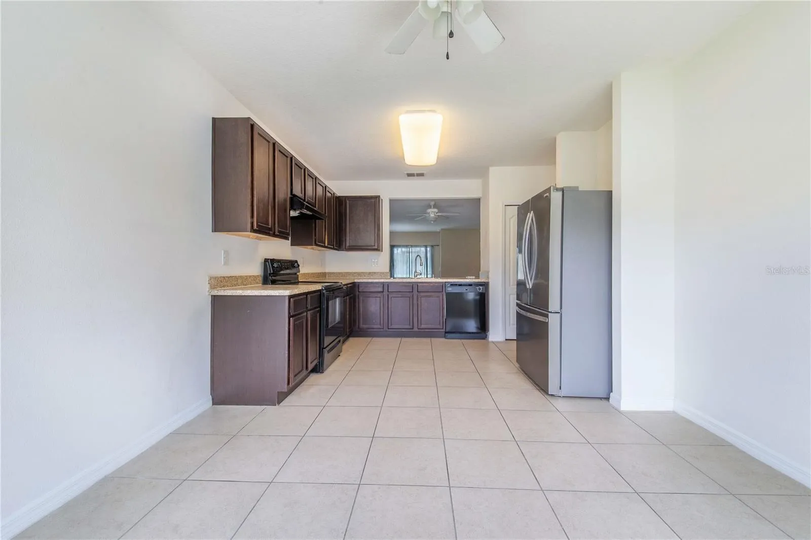 937 MARCI DR