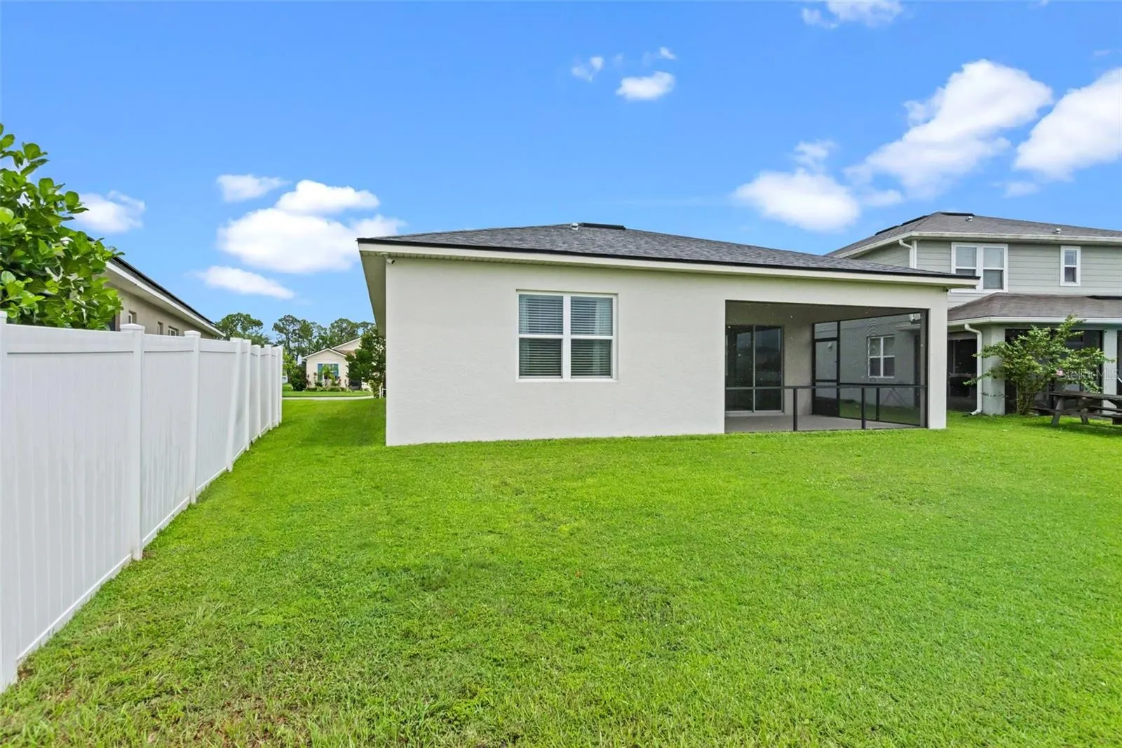 208 SUMMERSHORE DR