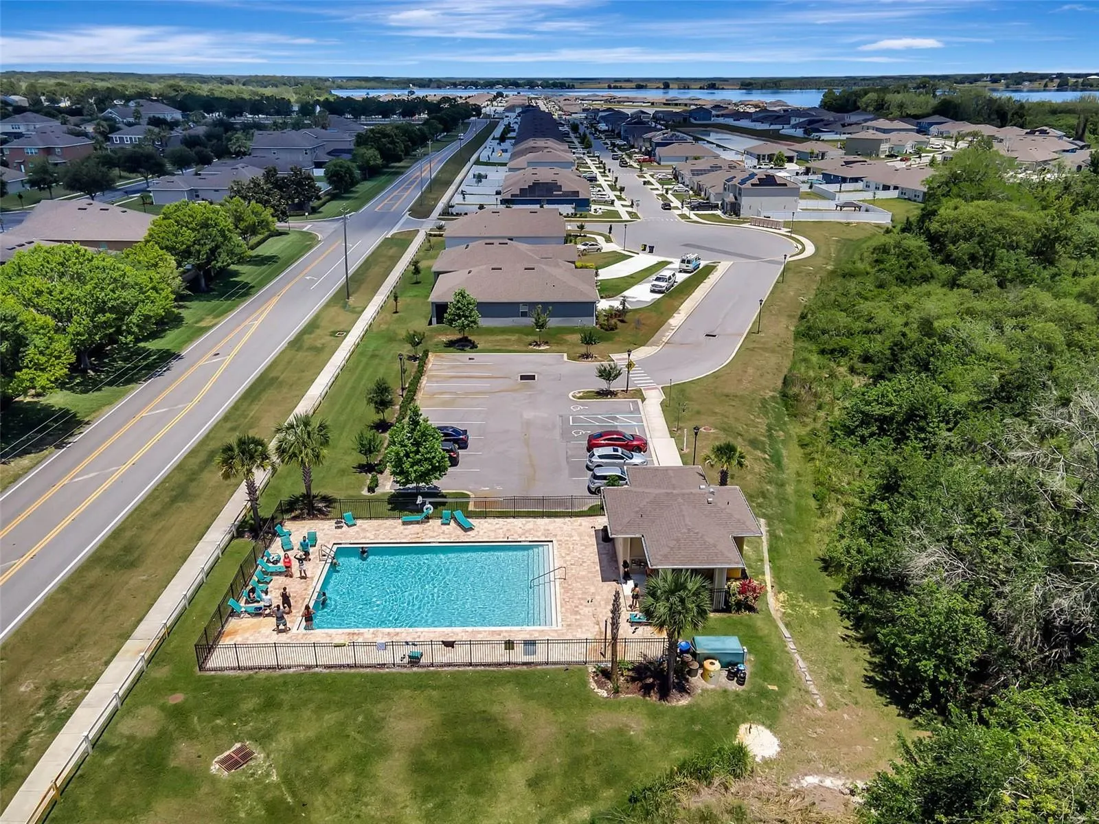 208 SUMMERSHORE DR