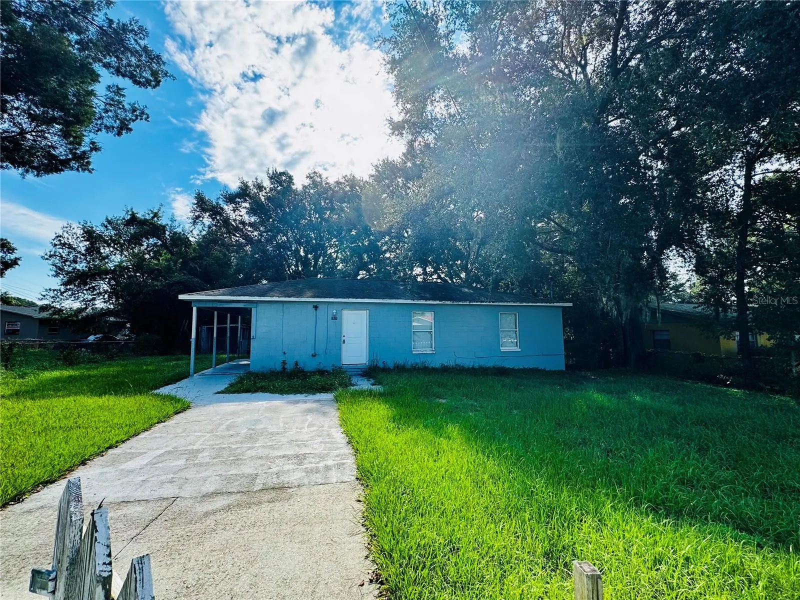 2927 DUDLEY DR