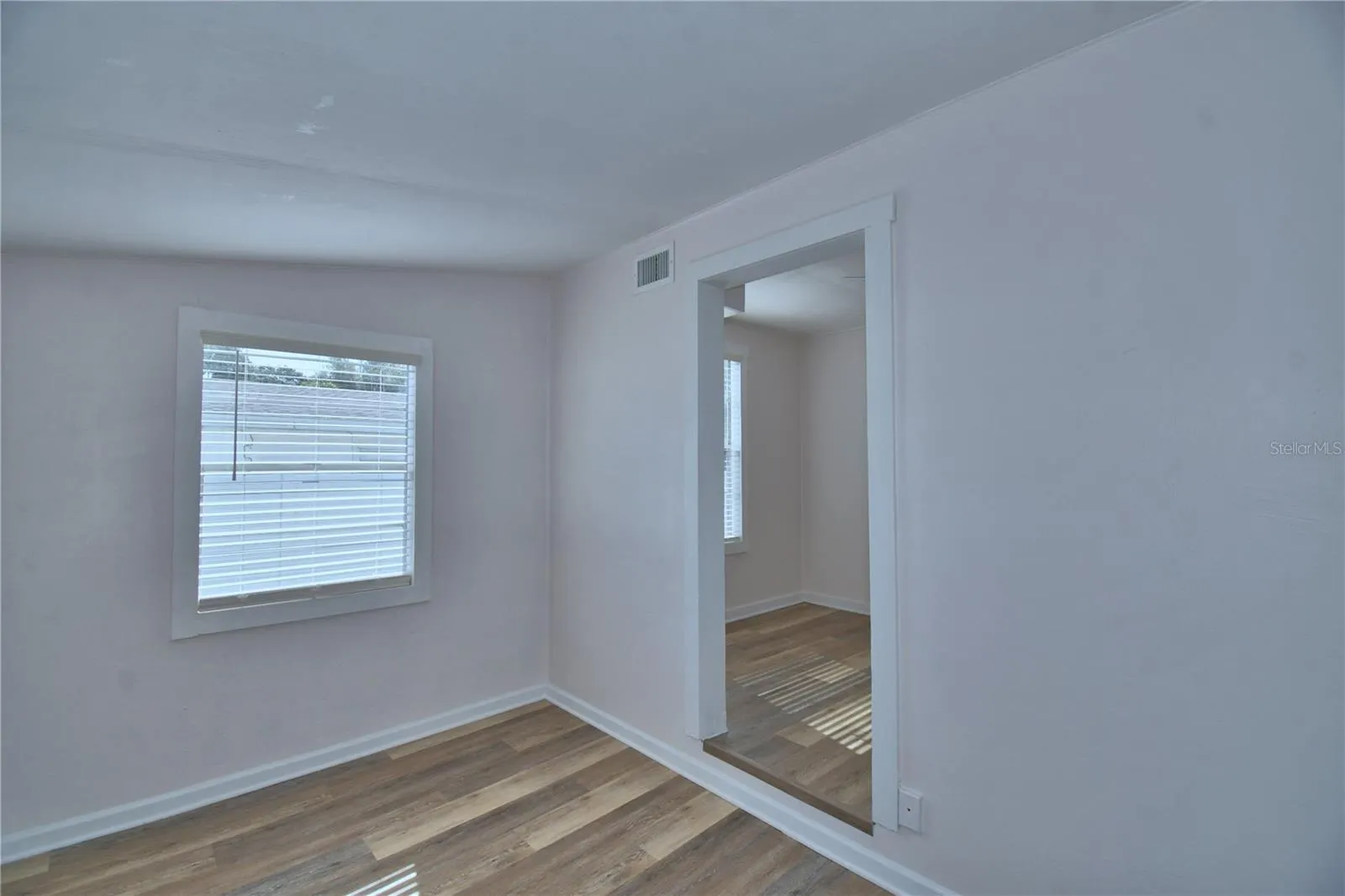 105 ROSE ST