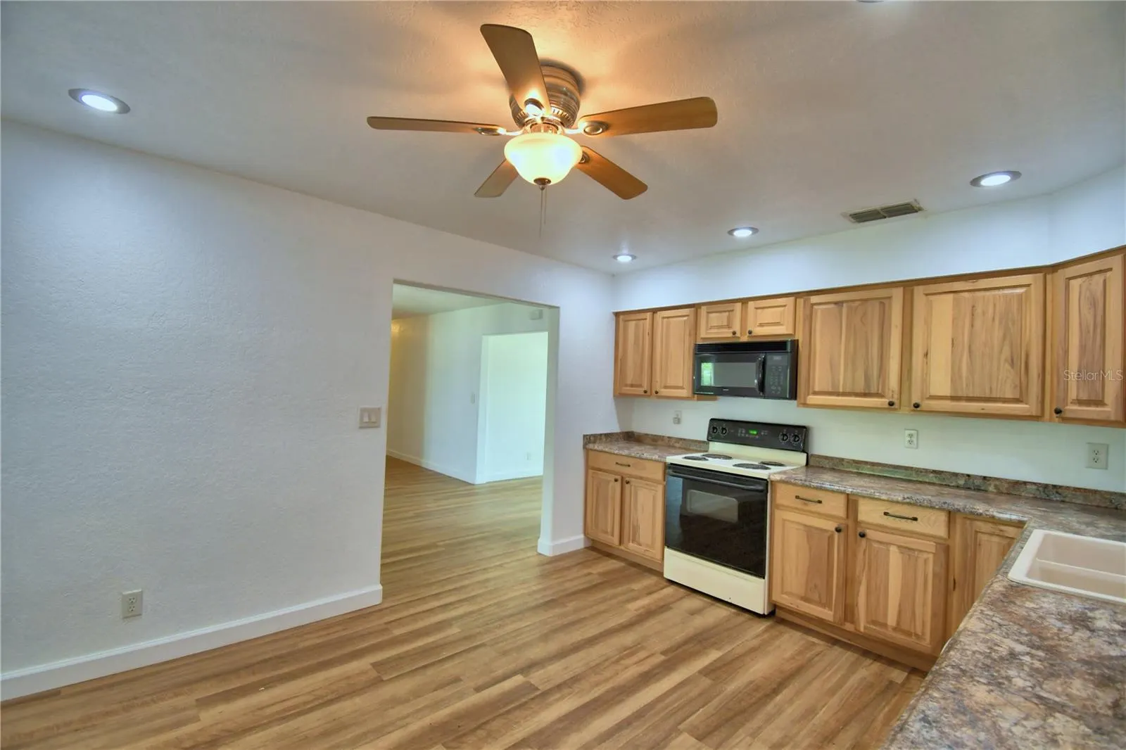 1380 LUCERNE LOOP RD NE