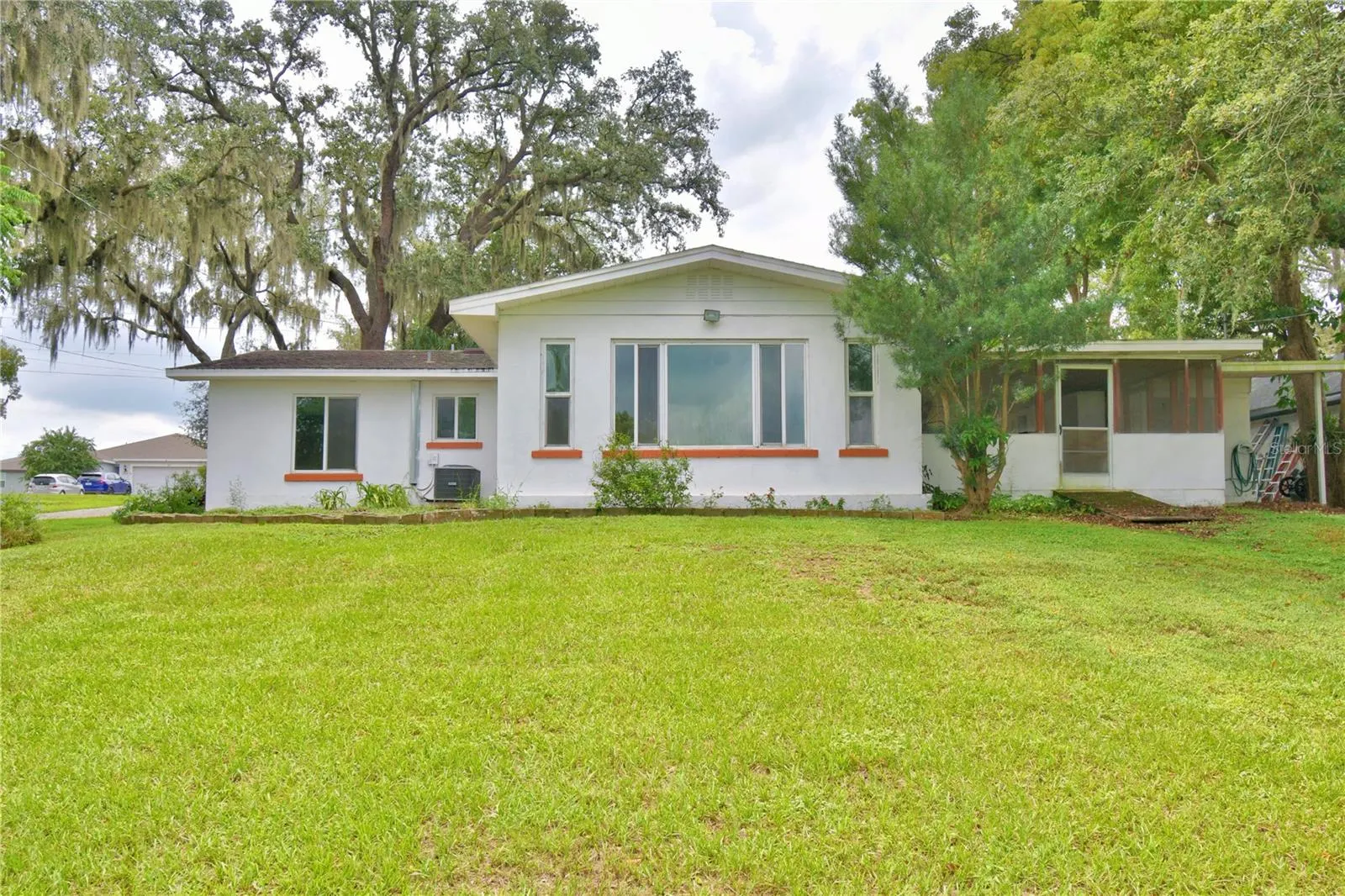 1380 LUCERNE LOOP RD NE