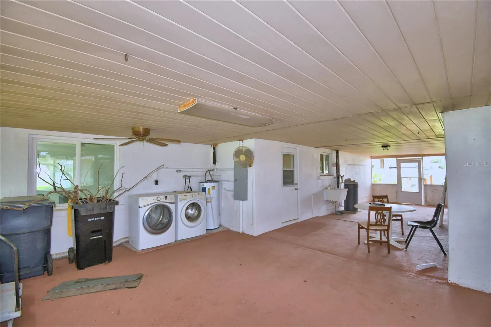 1380 LUCERNE LOOP RD NE
