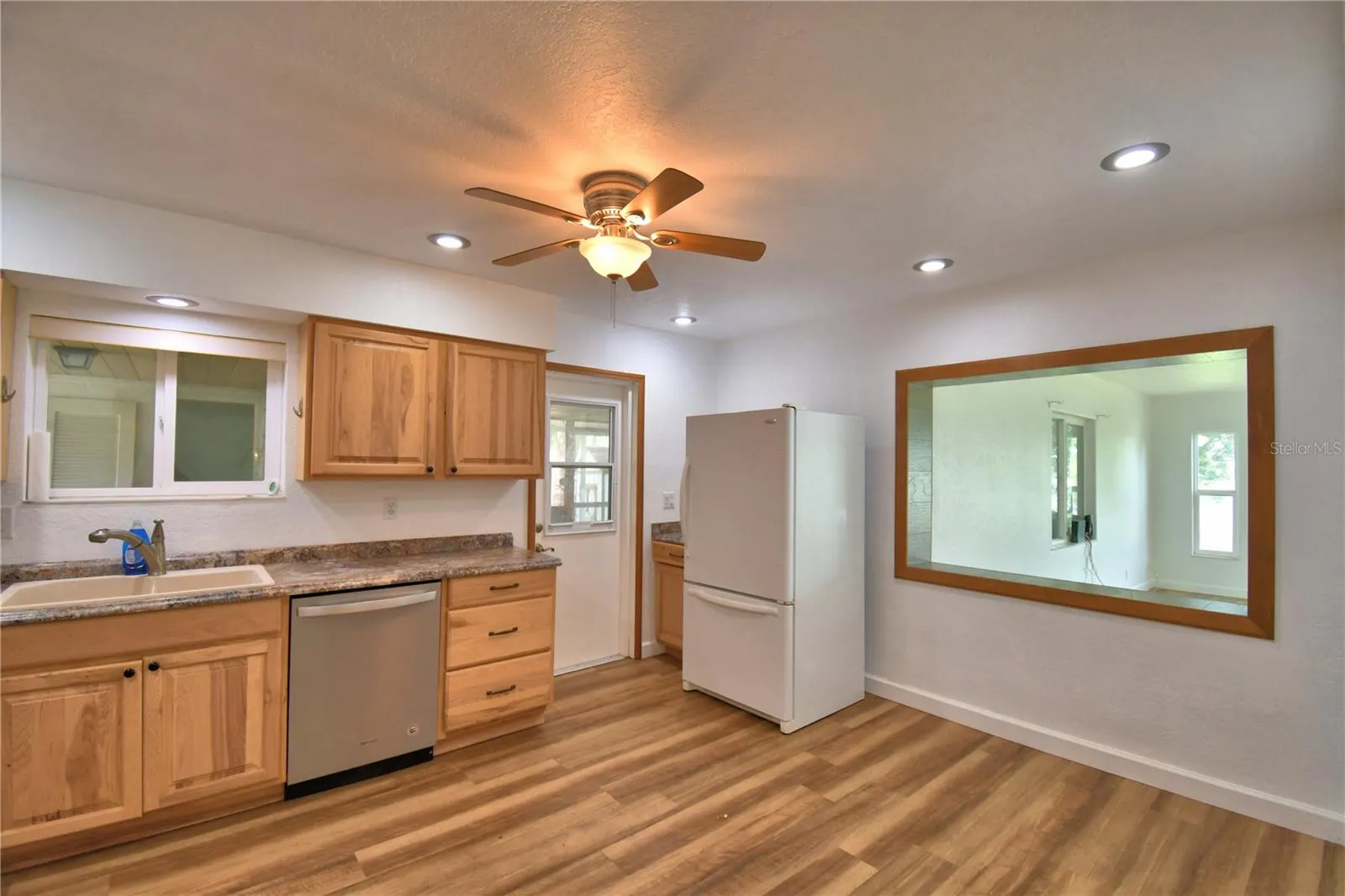 1380 LUCERNE LOOP RD NE