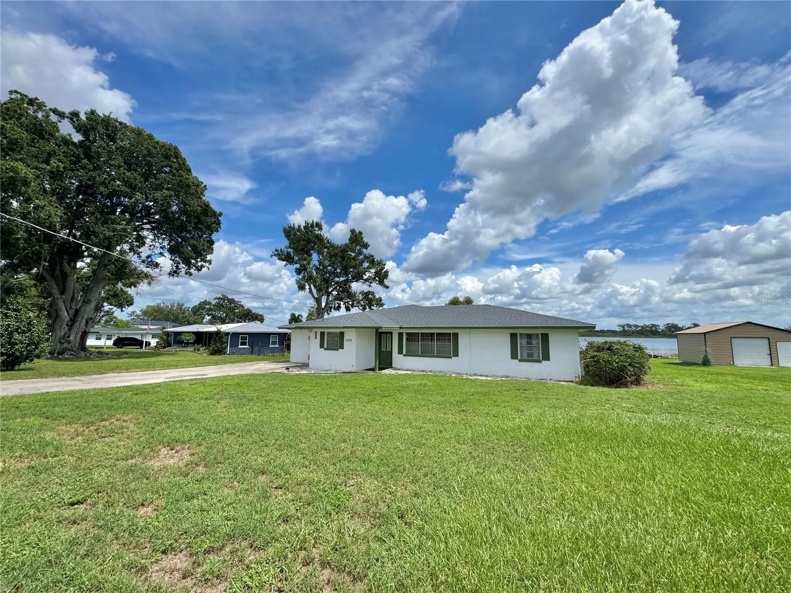 1002 BILTMORE DR NW