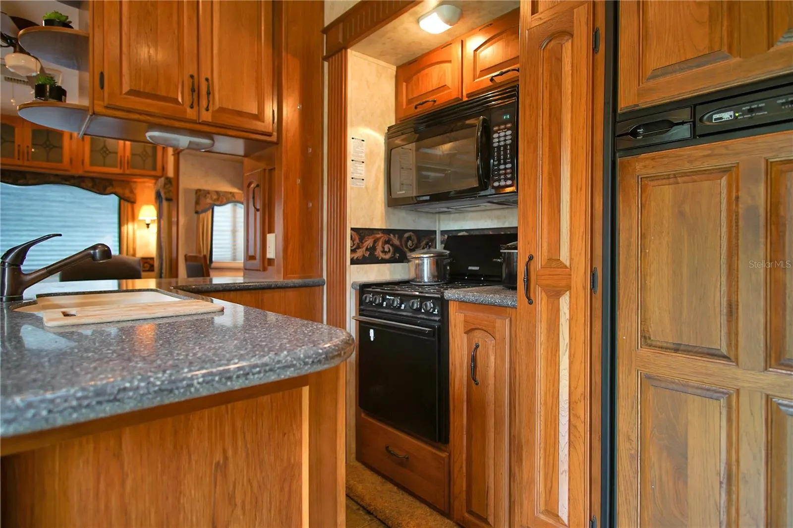1030 W LAKE MARION RD #4, #4