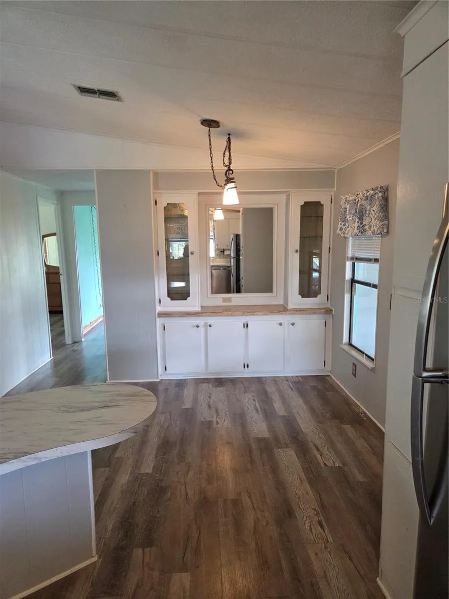 145 KENSINGTON PARK DR