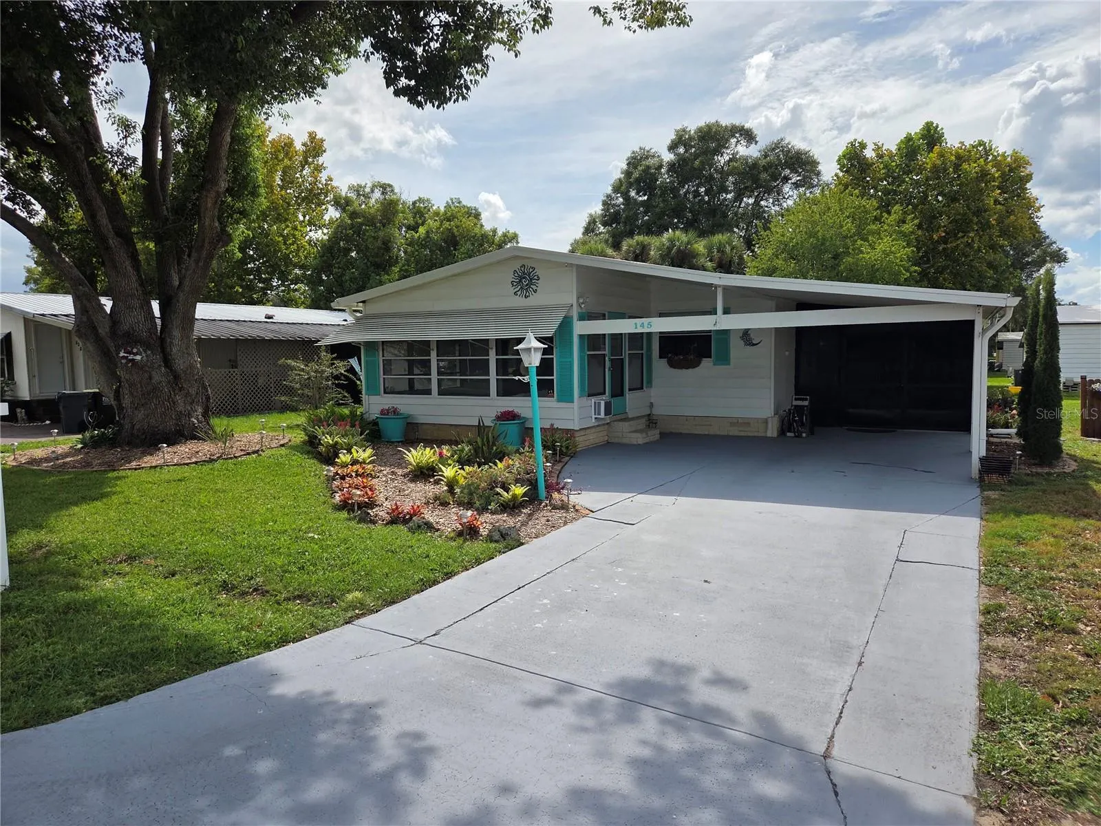145 KENSINGTON PARK DR
