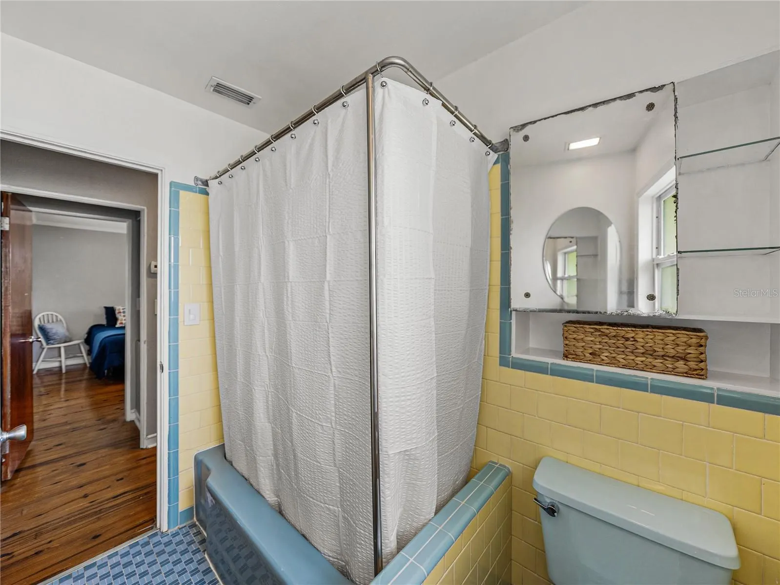 724 MASTERPIECE RD