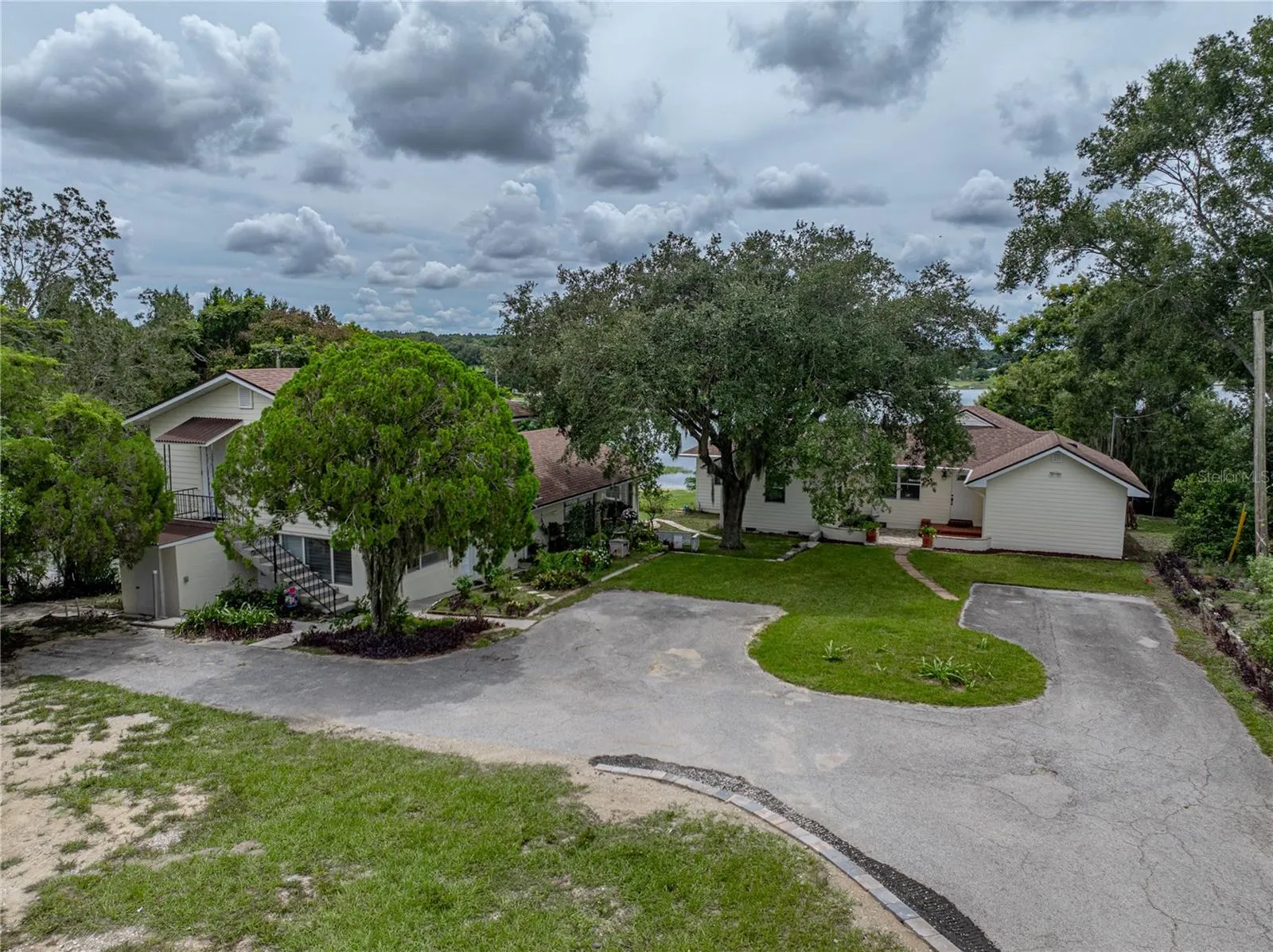 724 MASTERPIECE RD