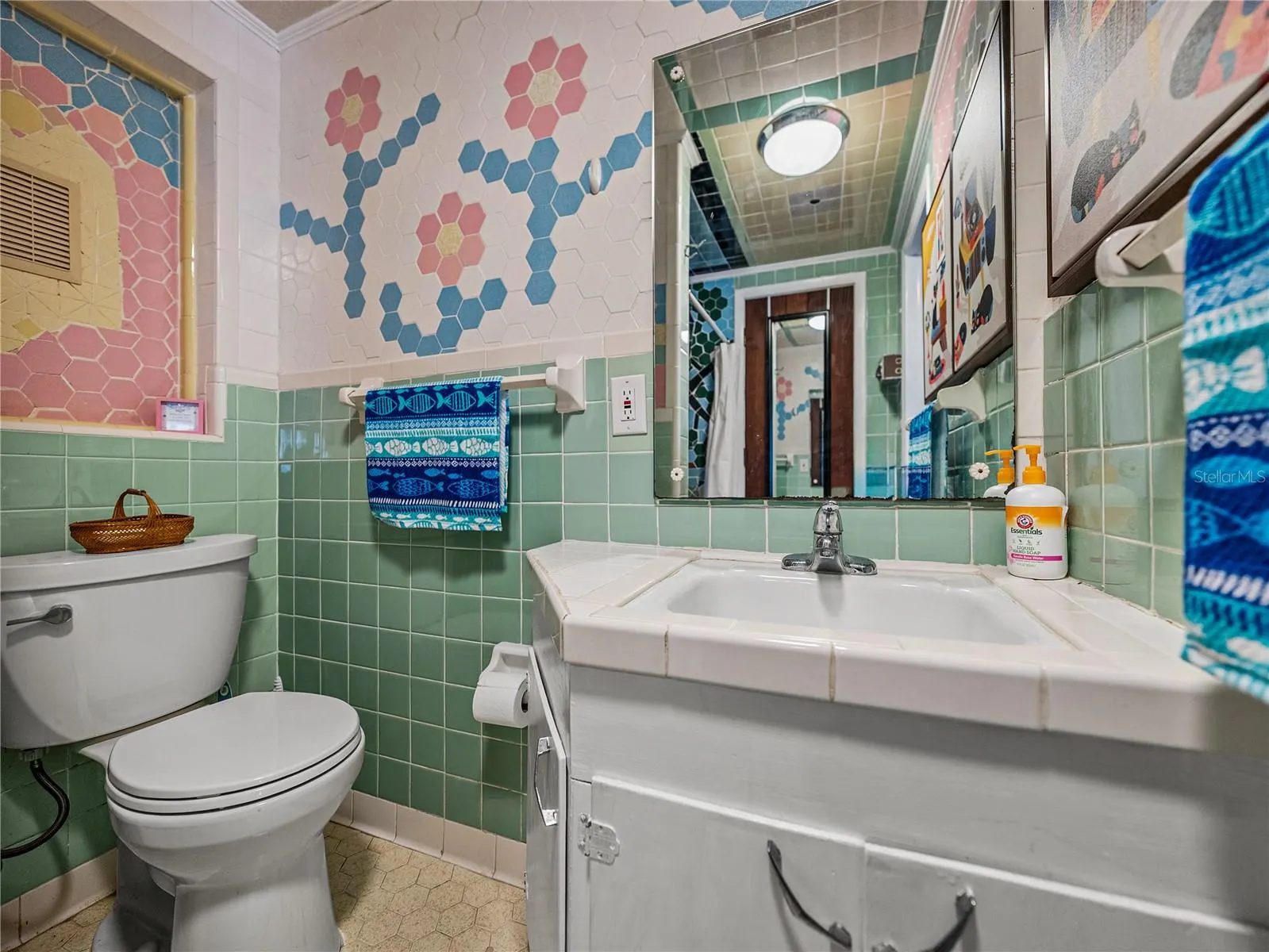 724 MASTERPIECE RD