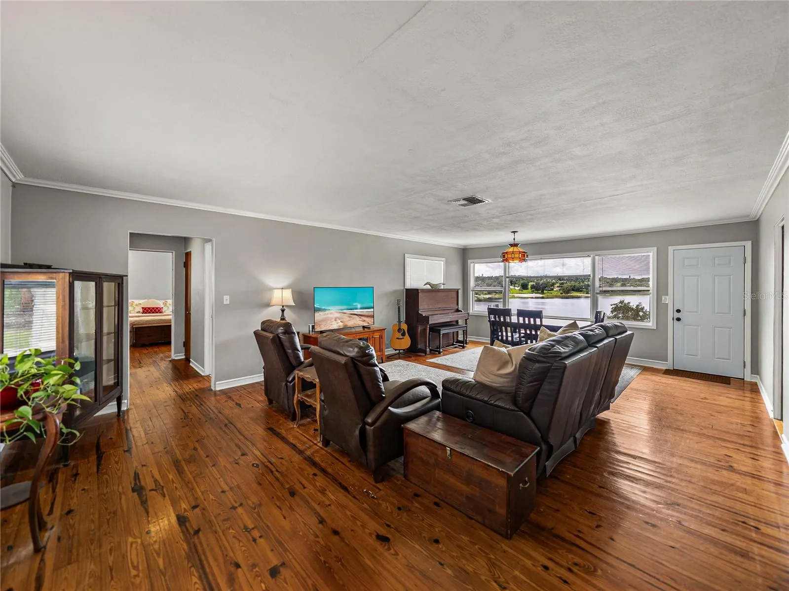 724 MASTERPIECE RD