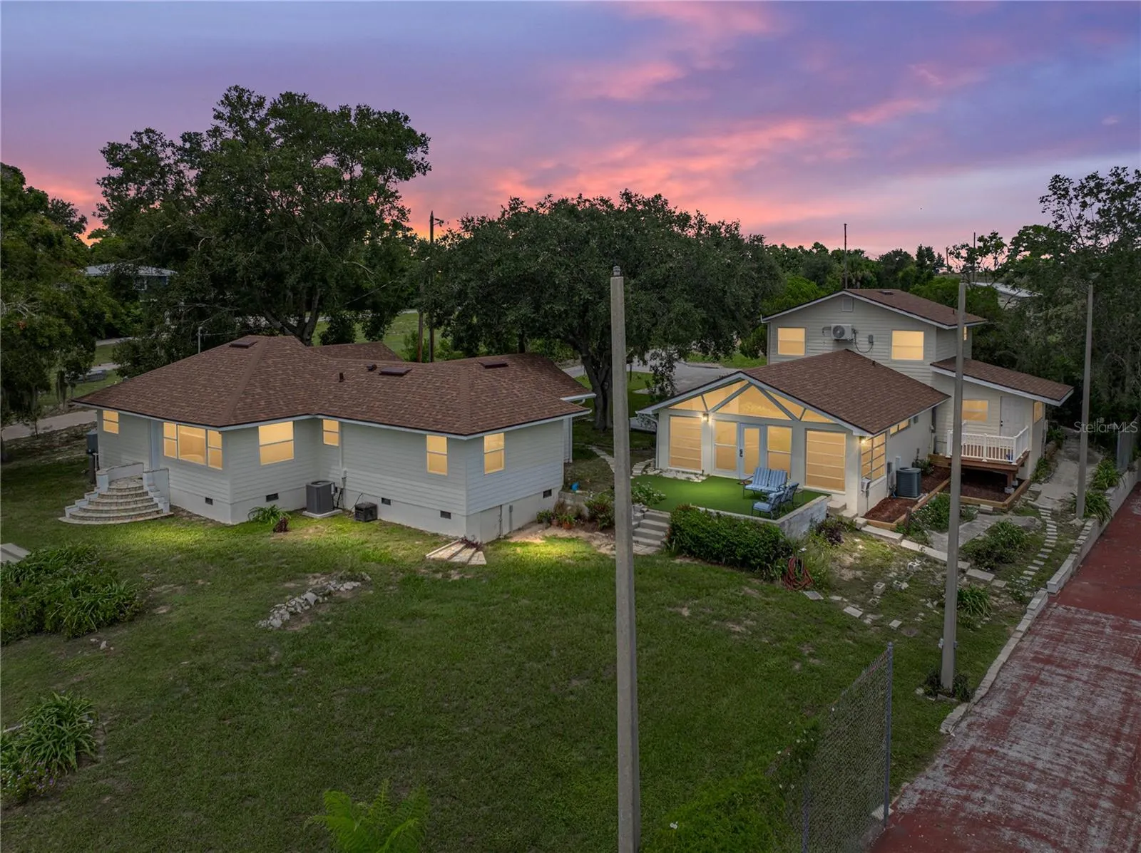 724 MASTERPIECE RD