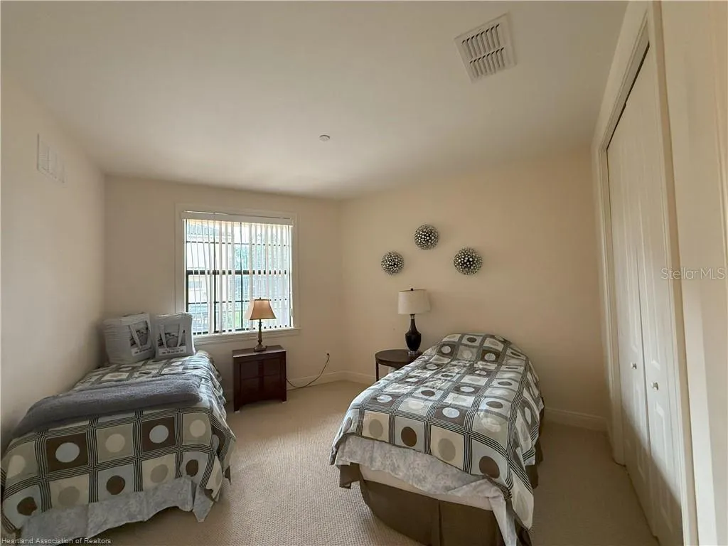 2351 LAKEVIEW DR #115, #115