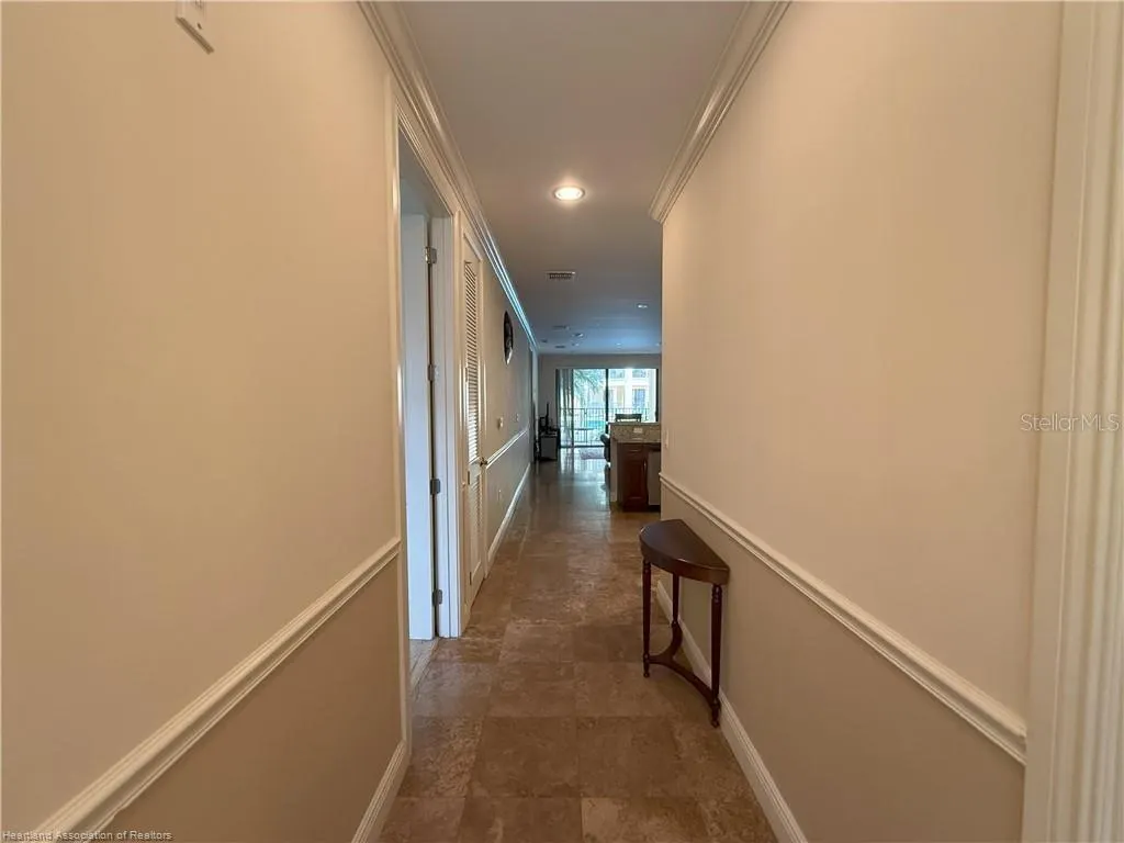 2351 LAKEVIEW DR #115, #115