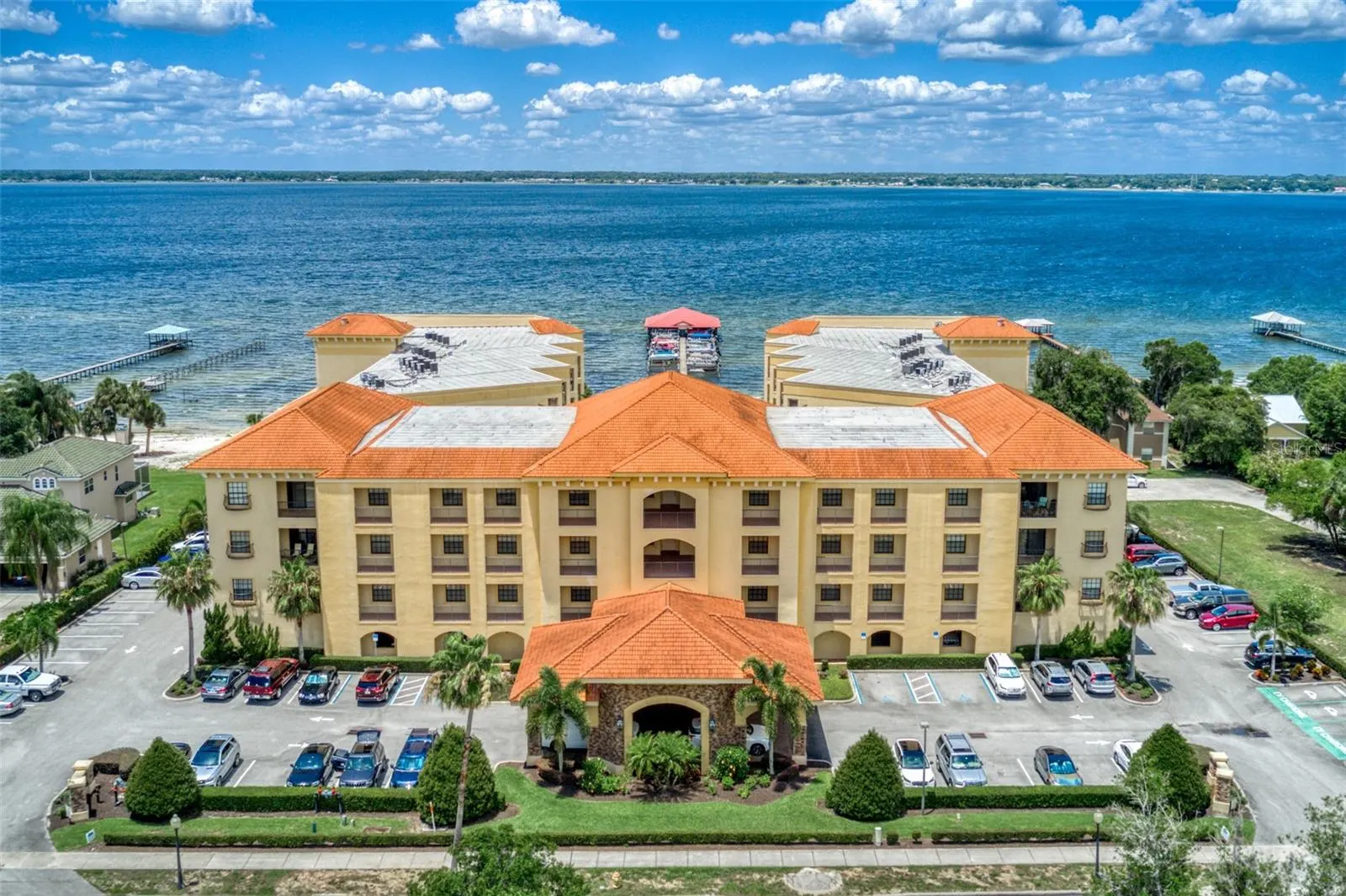 2351 LAKEVIEW DR #115, #115