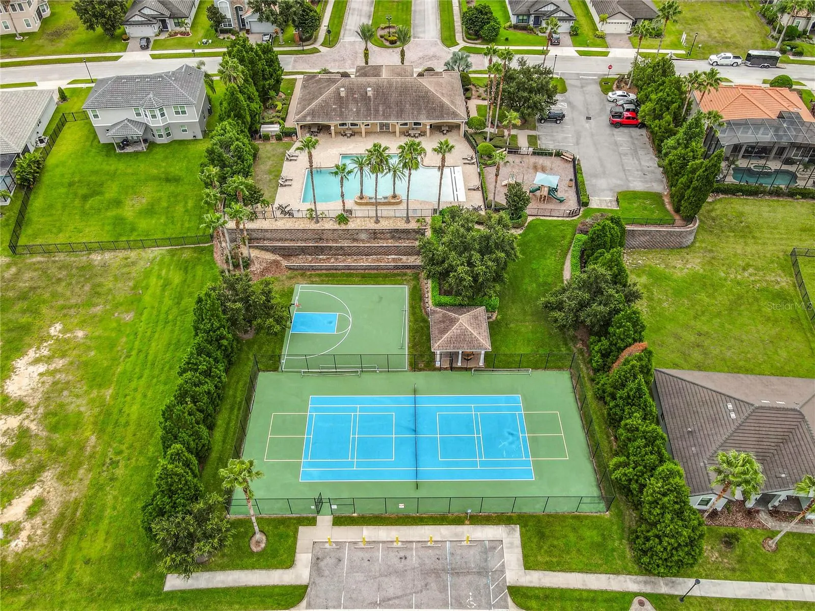 5068 TENNESSEE LAKE DR