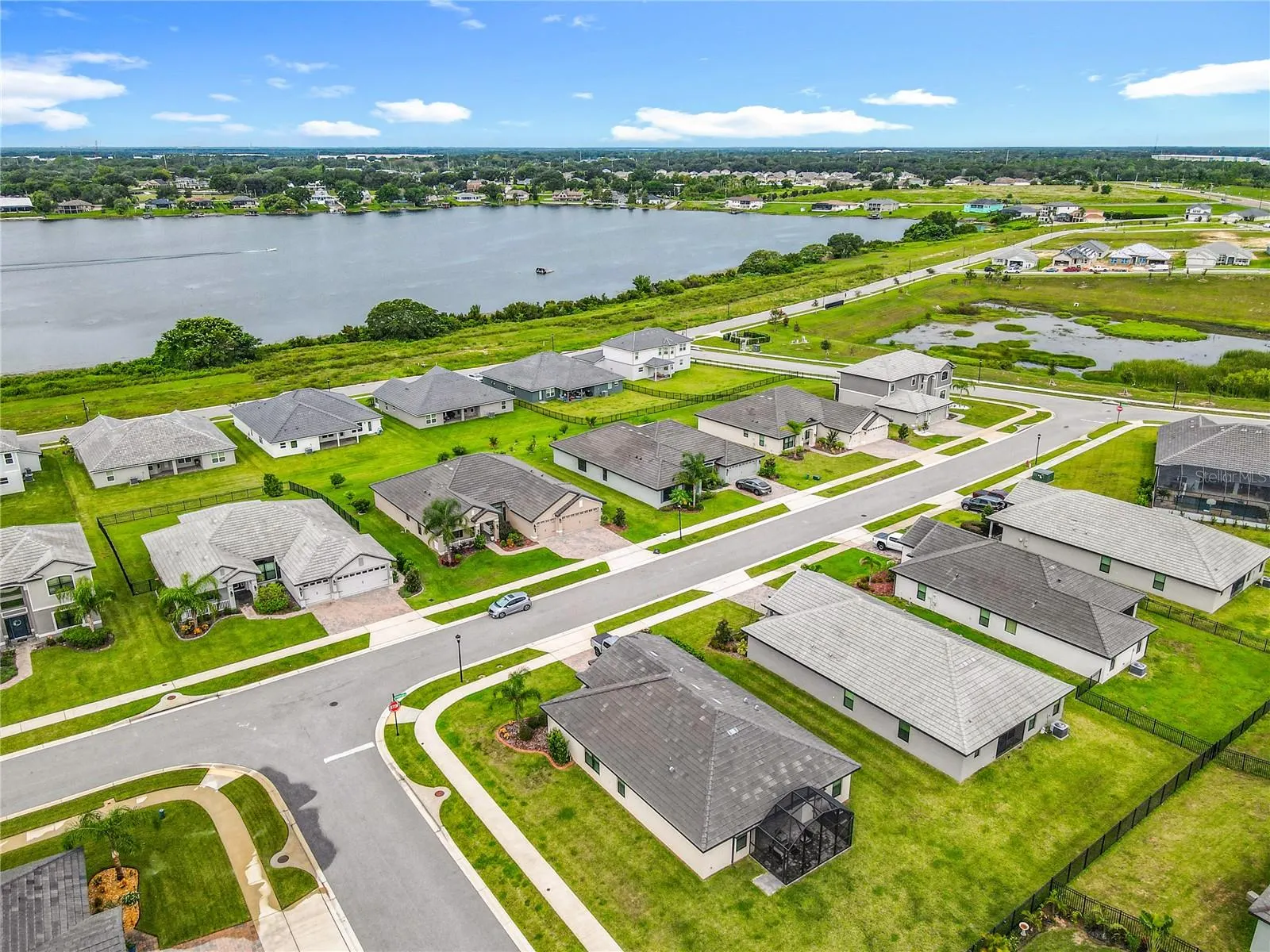 5068 TENNESSEE LAKE DR