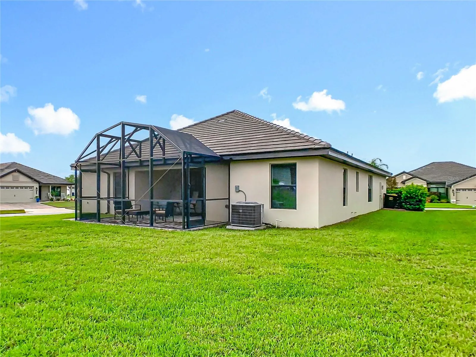 5068 TENNESSEE LAKE DR