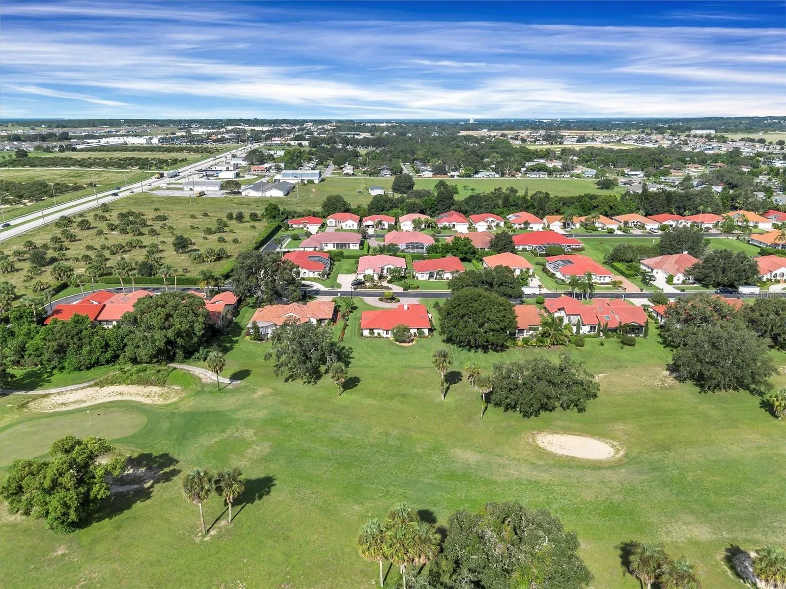 517 CLUBHOUSE DR