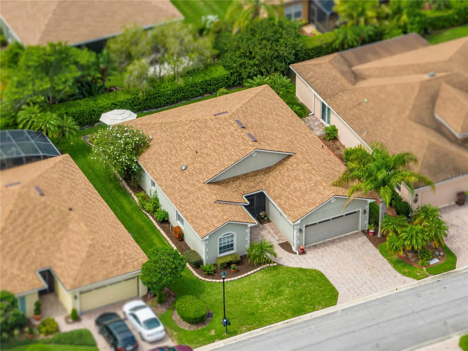 4489 STRATHMORE DR