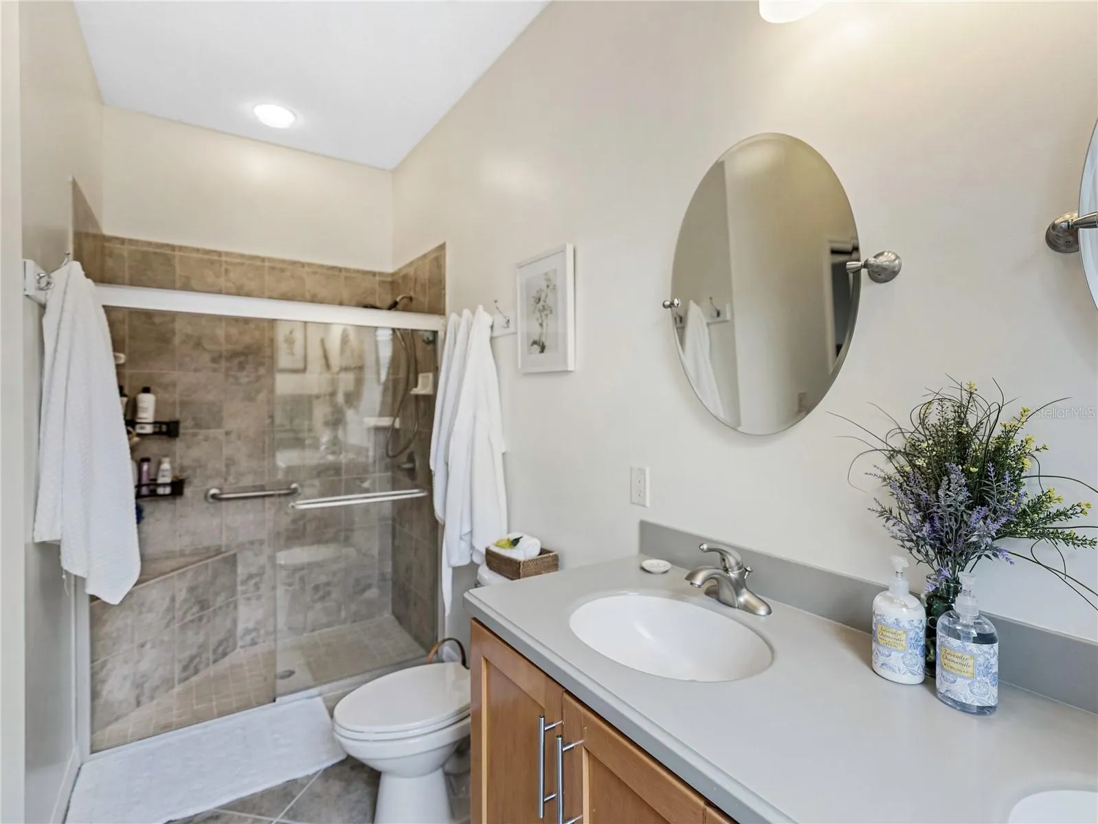 4489 STRATHMORE DR