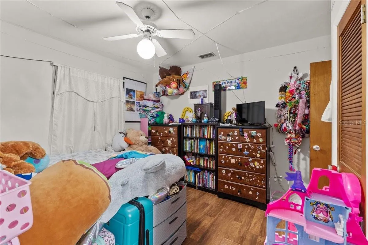 714 GREAT BARFORD ST