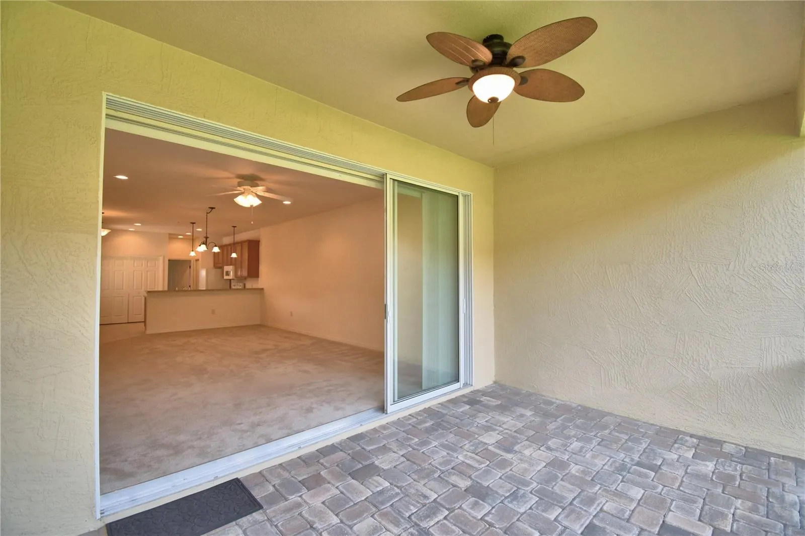 1613 LINZ CT