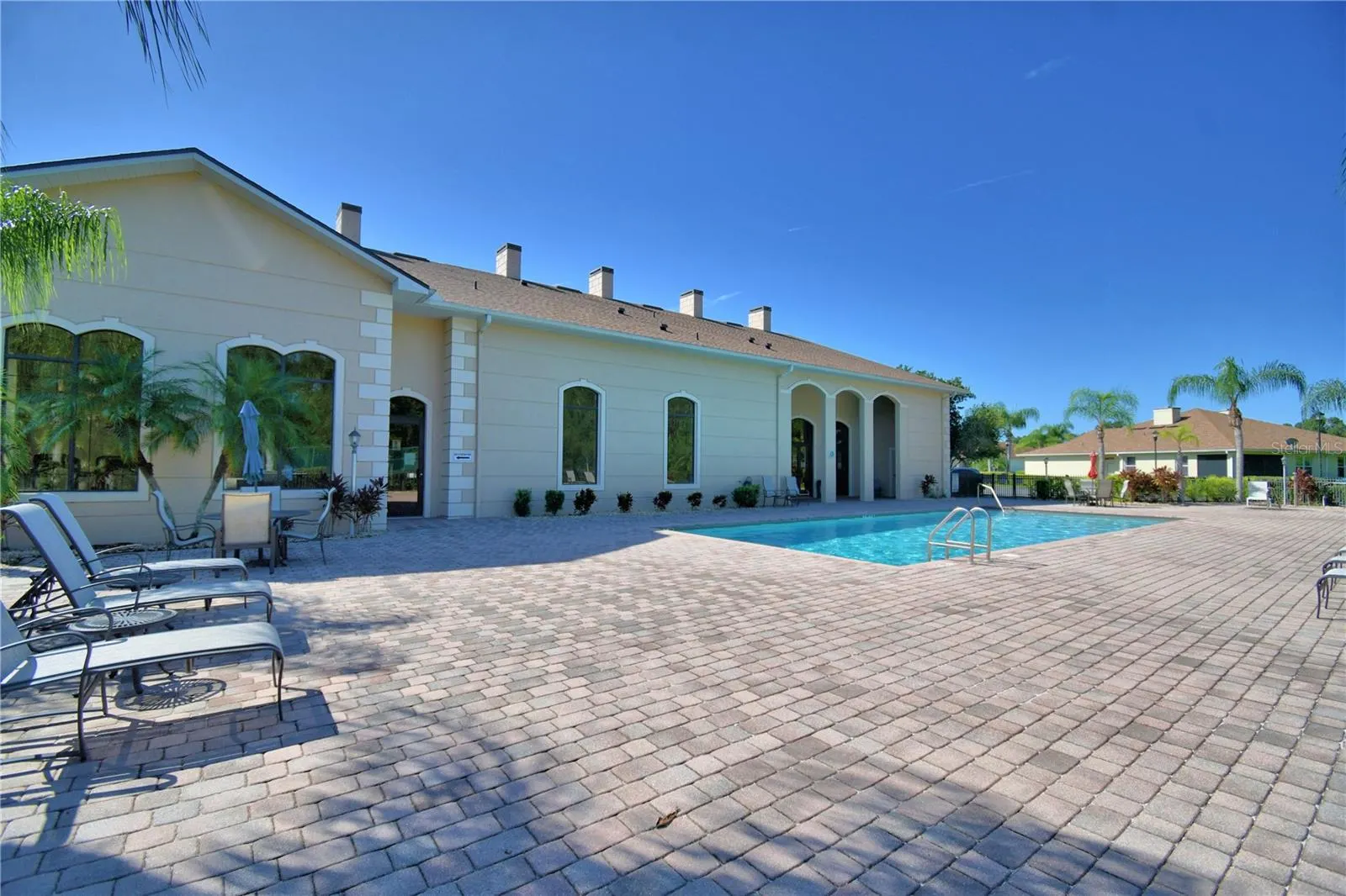 1613 LINZ CT